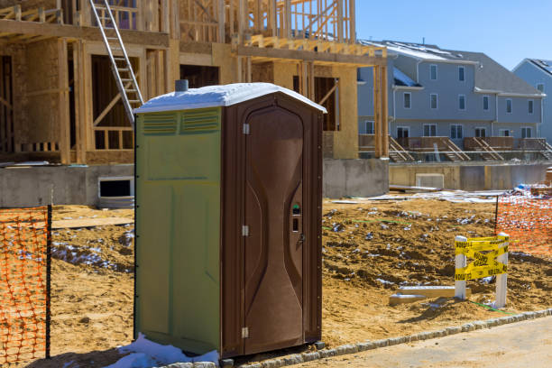 Porta potty delivery and setup in Shavano Park, TX